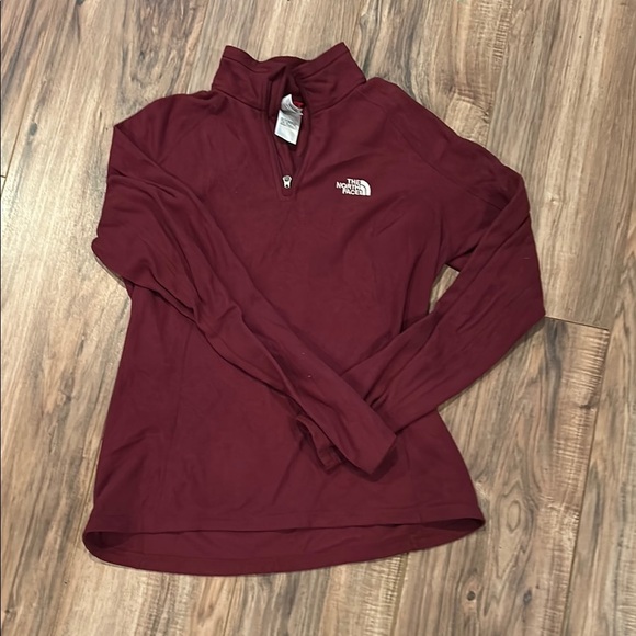 The North Face Tops - North face pullover